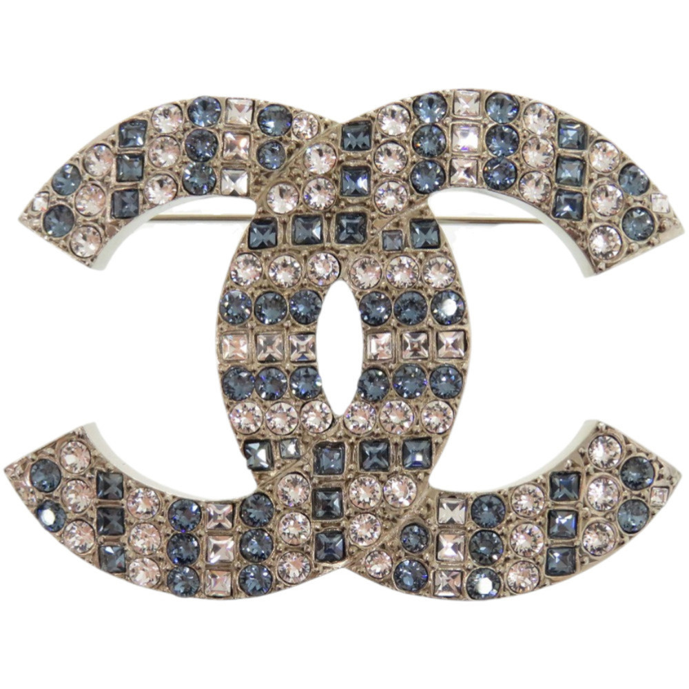 CHANEL White Logo Brooch